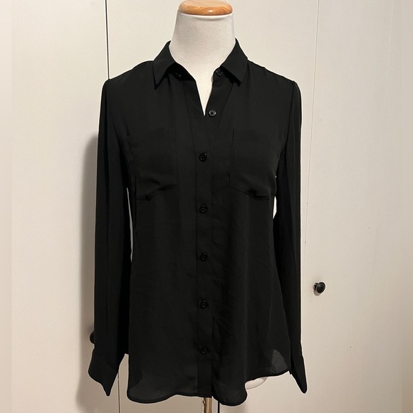 WHBM Classic Button Down - Picture 1 of 7